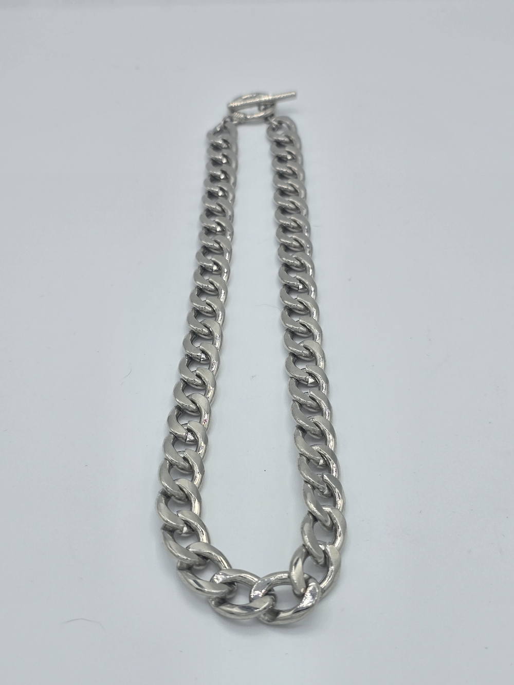 Chunky Silver Tone Curb Chain Toggle Necklace
